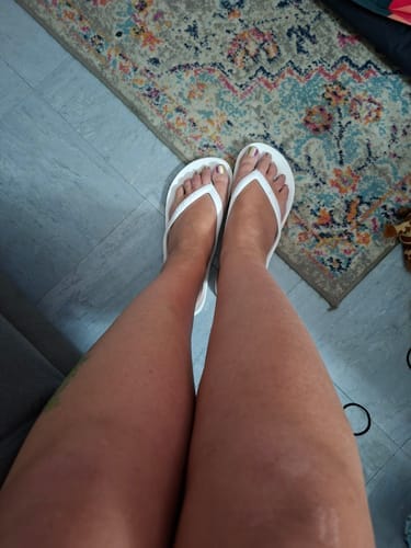 Customer photo review of Self Tanning | 150 Capsules for Sunless Skin Glow