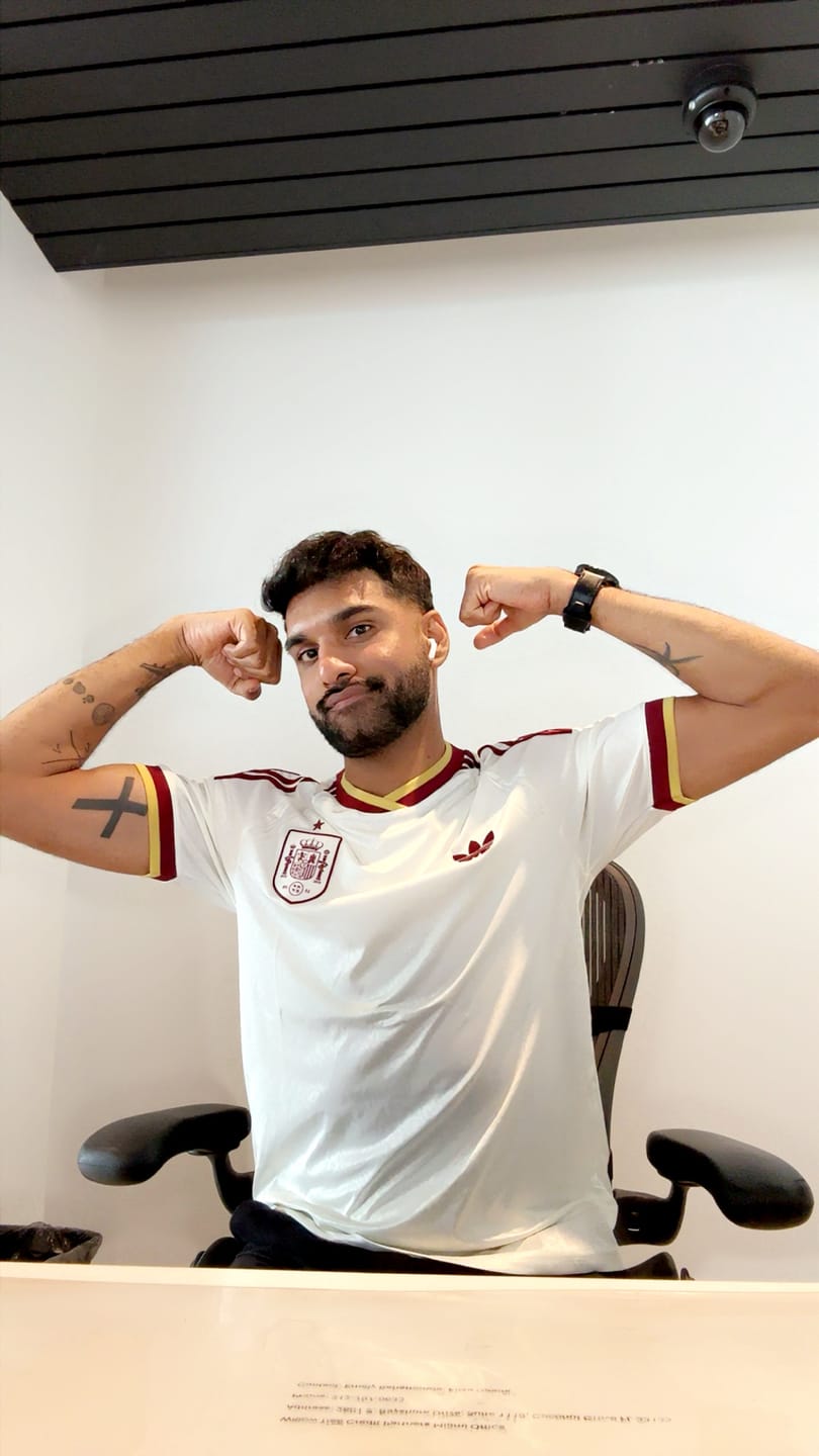 Customer photo review of Spain Jersey Away 2026 World Cup