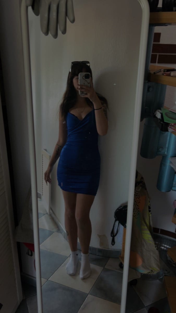 Customer photo review of Robe Courte Froncée à Bretelles