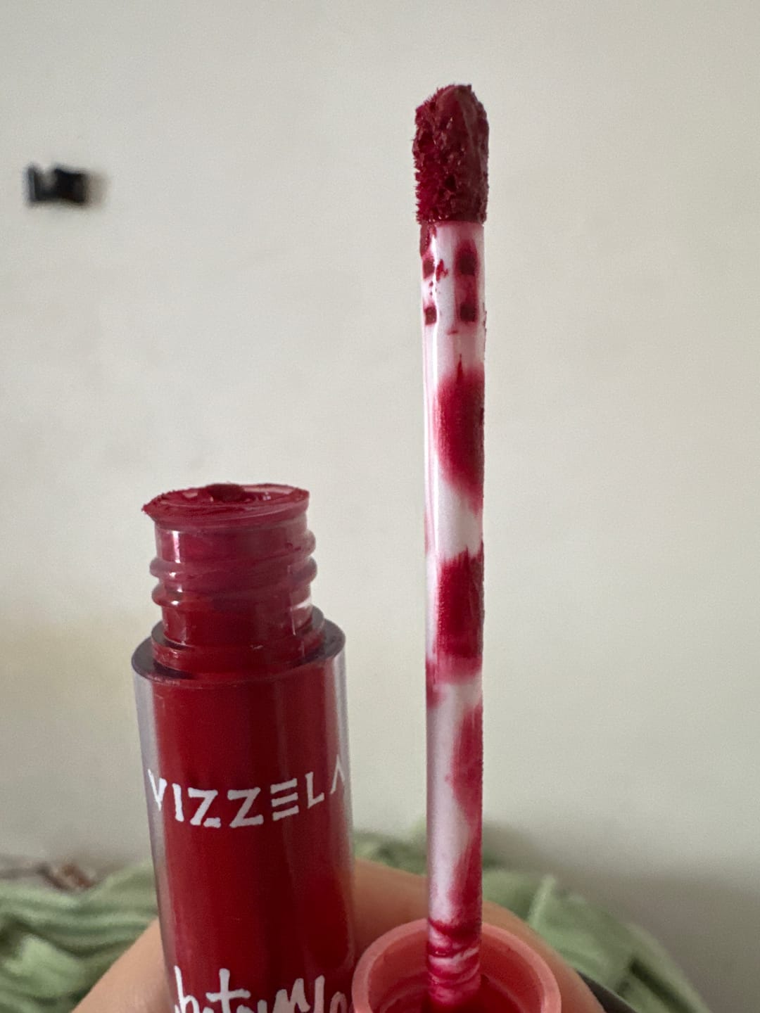 Customer photo review of Batom Líquido Vizzela