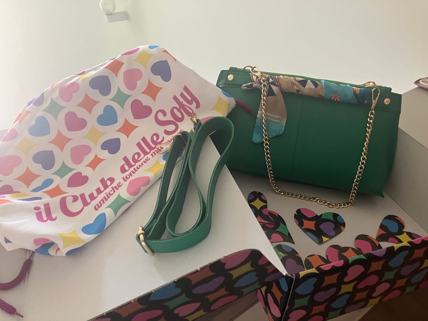 Customer photo review of BORSA SOFY BAGUETTE PELLE VERDE BANDIERA