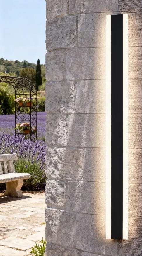 Customer photo review of Outdoor Linear Dimmable Metal Wall Light With Acrylic Diffuser