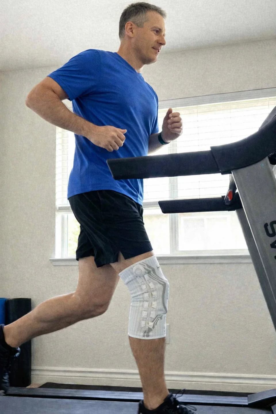Customer photo review of SureStep™ Adjustable Knee Support Brace