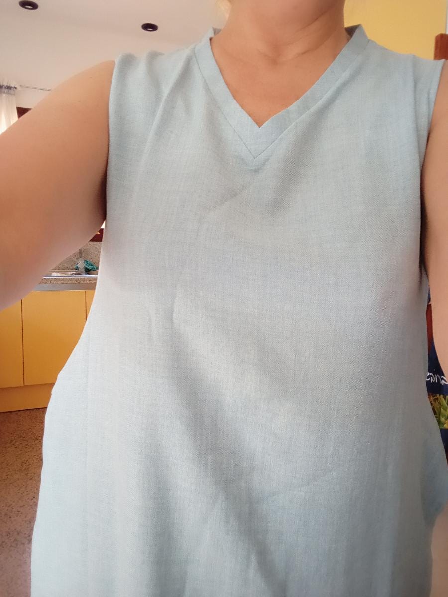 Customer photo review of Robe Longue Fluide à Col V