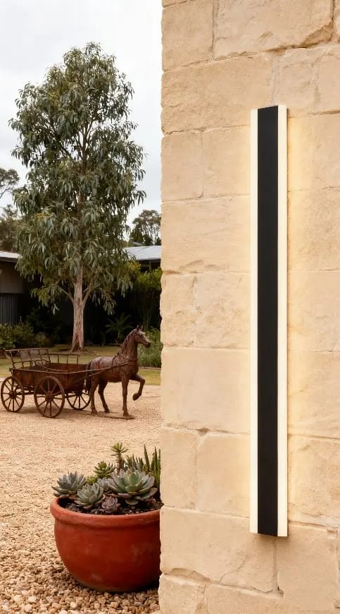 Customer photo review of Outdoor Linear Dimmable Metal Wall Light With Acrylic Diffuser