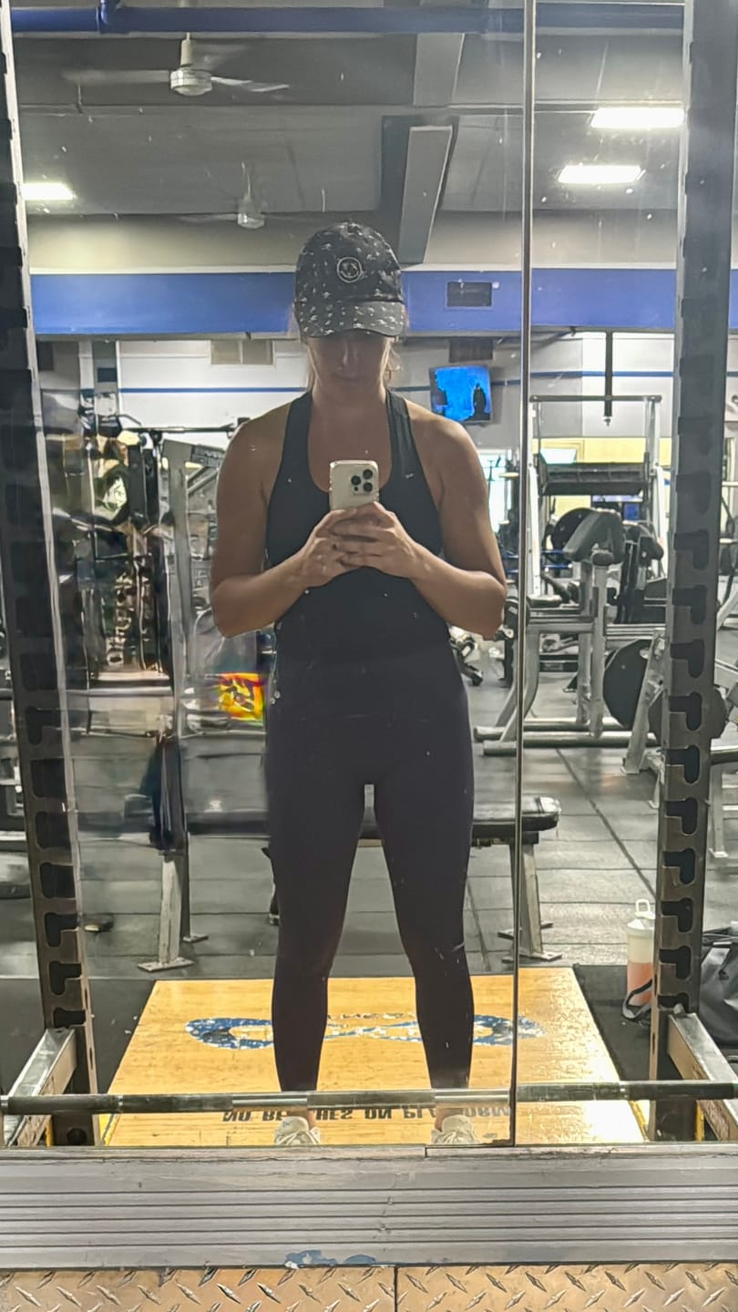 Customer photo review of W2234 Batman Seamless Leggings