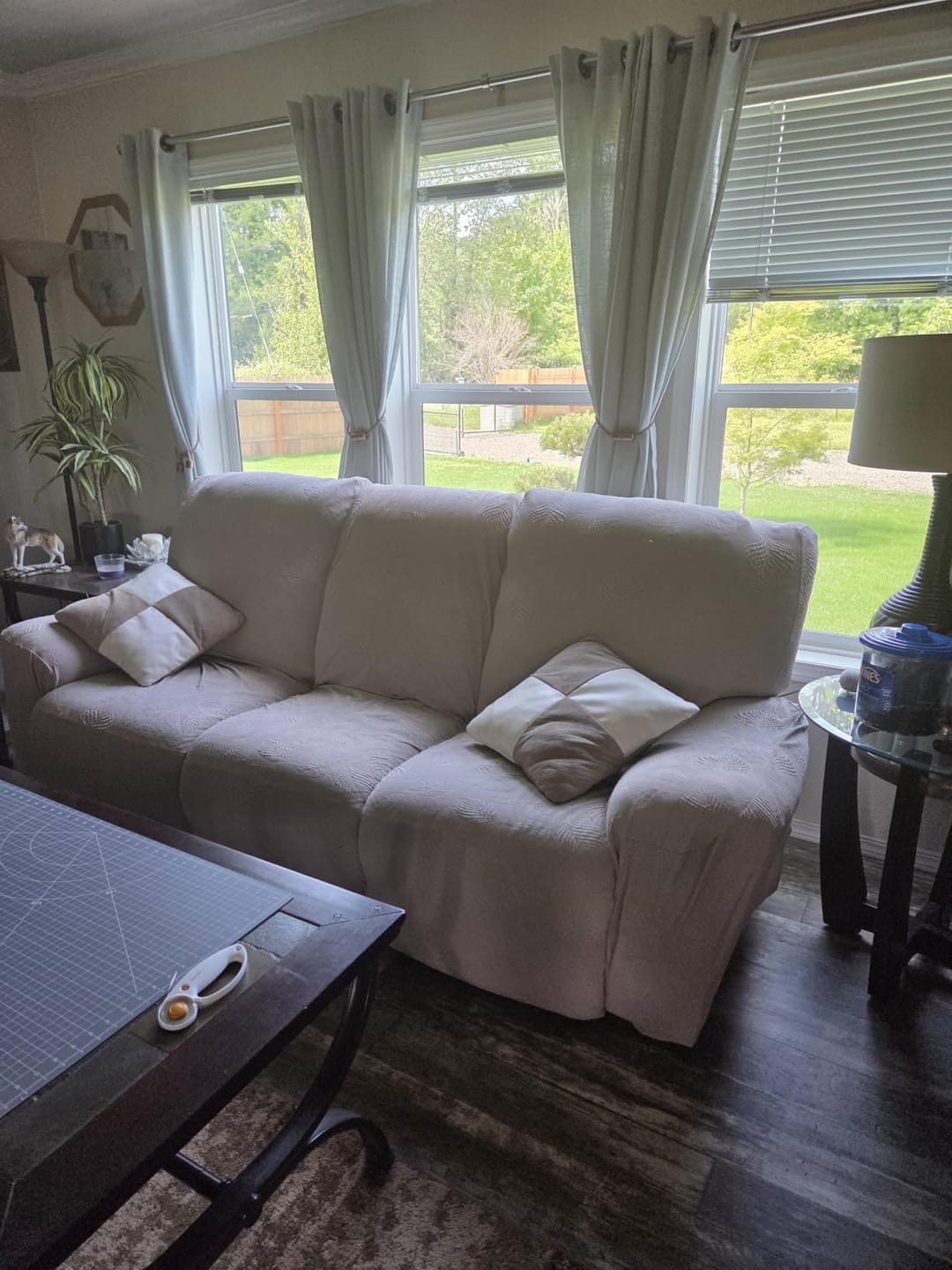 Customer photo review of Waterproof Upgrade 3D Embossed Pattern Recliner Cover with Elastic Bottom