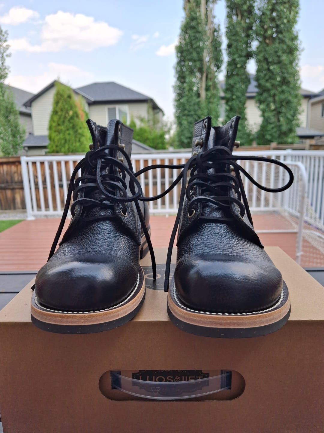 Customer photo review of Munson Plain Toe Logging Boot -luosjiet®boots - Black Waxed Flesh