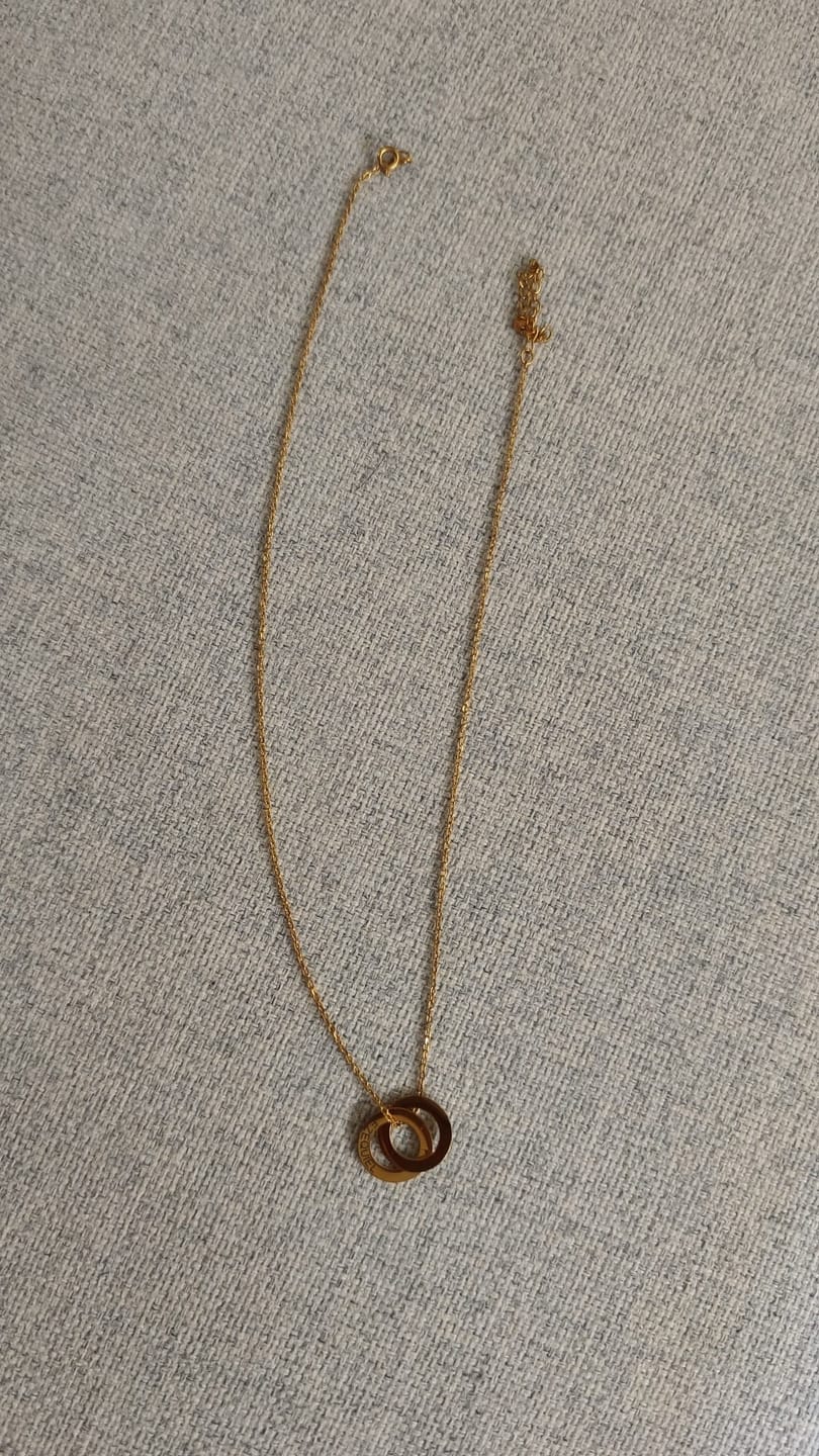 Customer photo review of Collar Amity - Personalizado