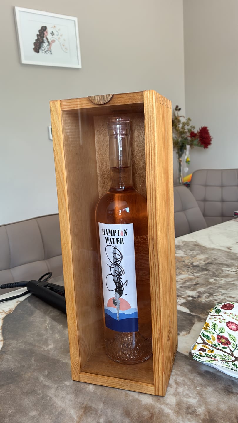 Customer photo review of CLEAR WINEBOX