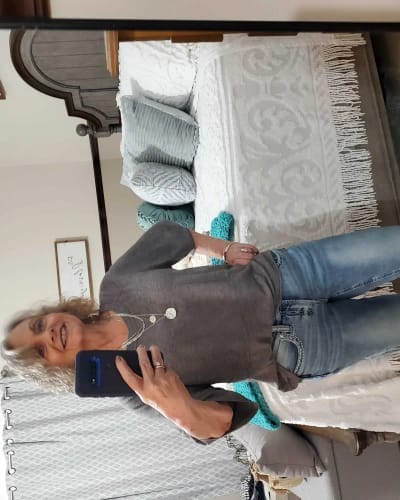 Customer photo review of Panel Solid Color Flared Sleeve T-Shirt