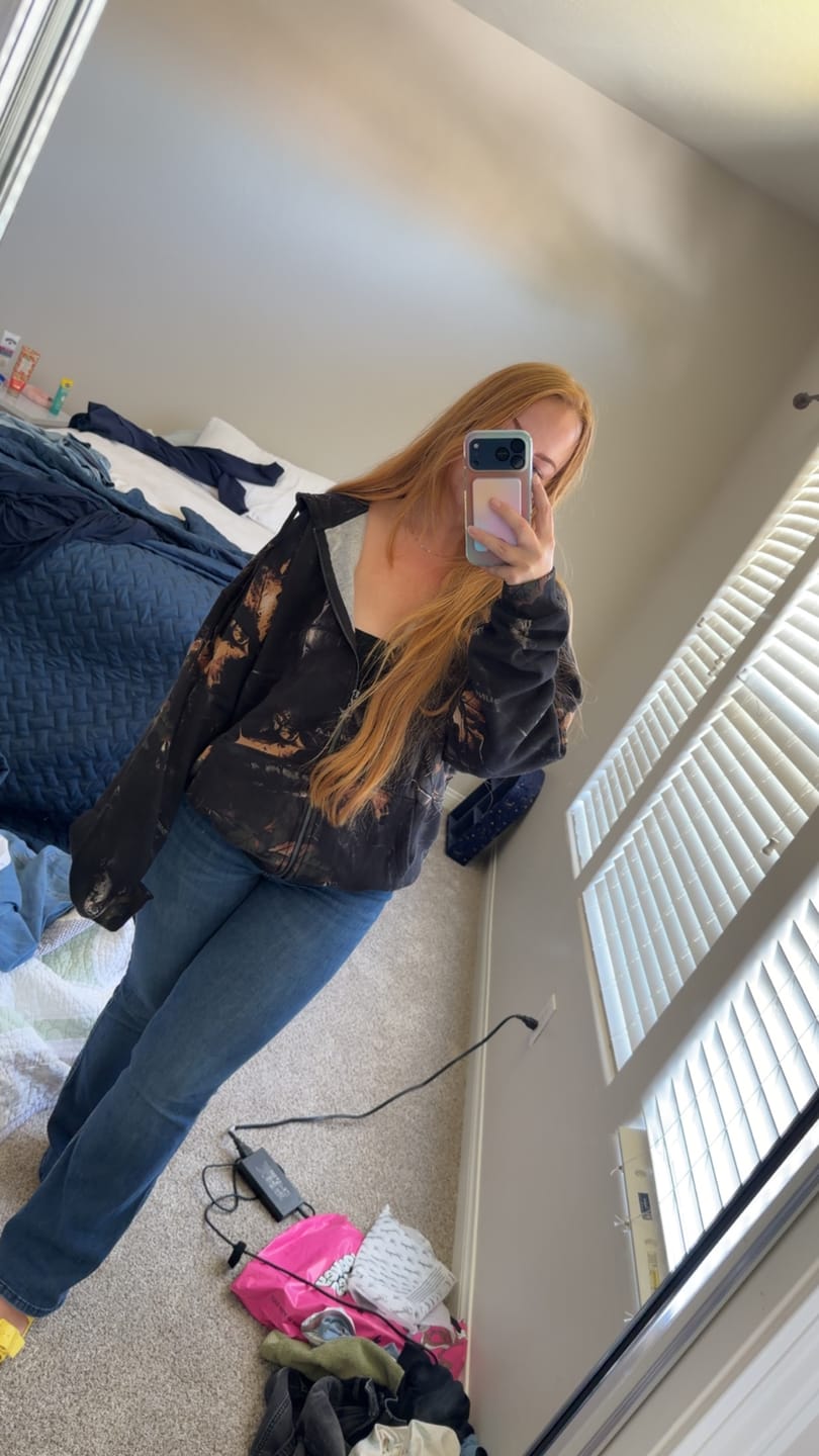 Customer photo review of W533 Flashback Zip Hoodie