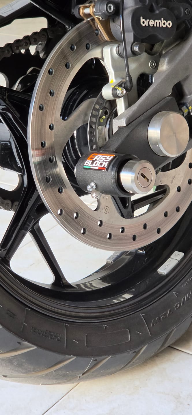 Customer photo review of Multistrada V4