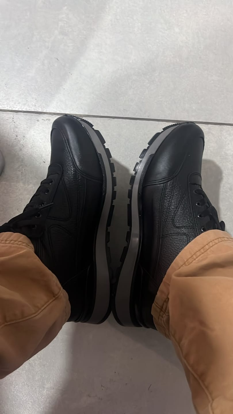 Customer photo review of Tenis Toronto - Negro