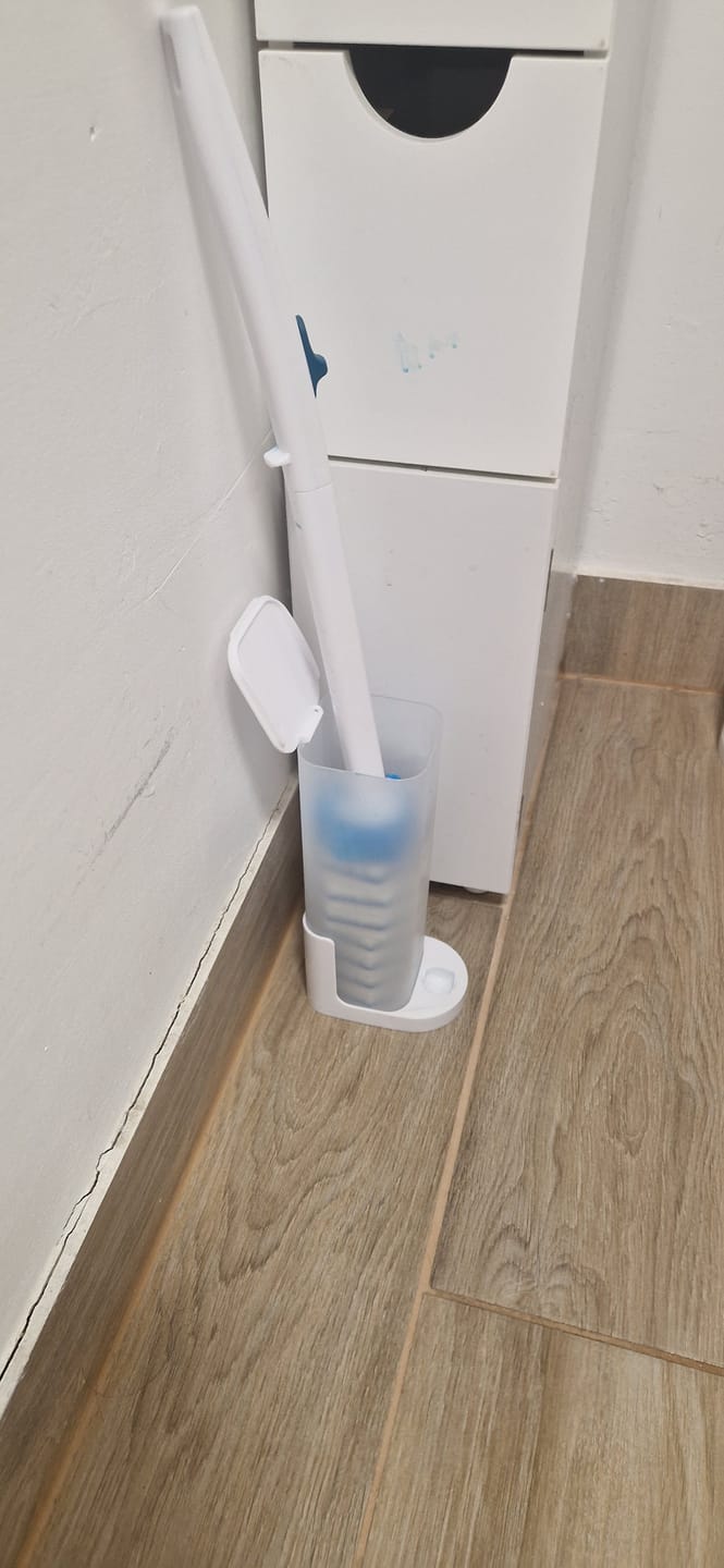 Customer photo review of Shine Master CleanPod – Eldobható higiénikus WC tisztító rendszer