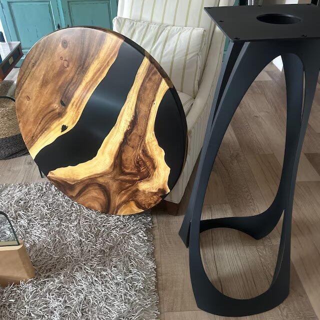 Customer photo review of Bar Table for Modern Kitchen and Dining Area - 601 Manta