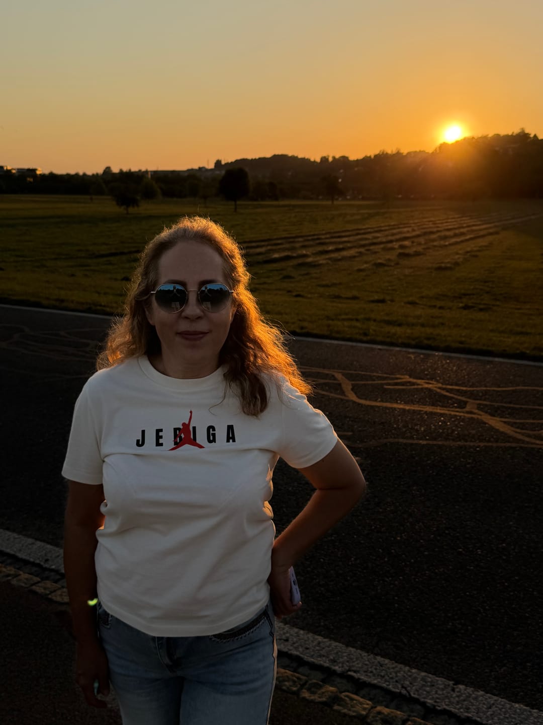 Customer photo review of Jebiga, Premium Organic Shirt Women