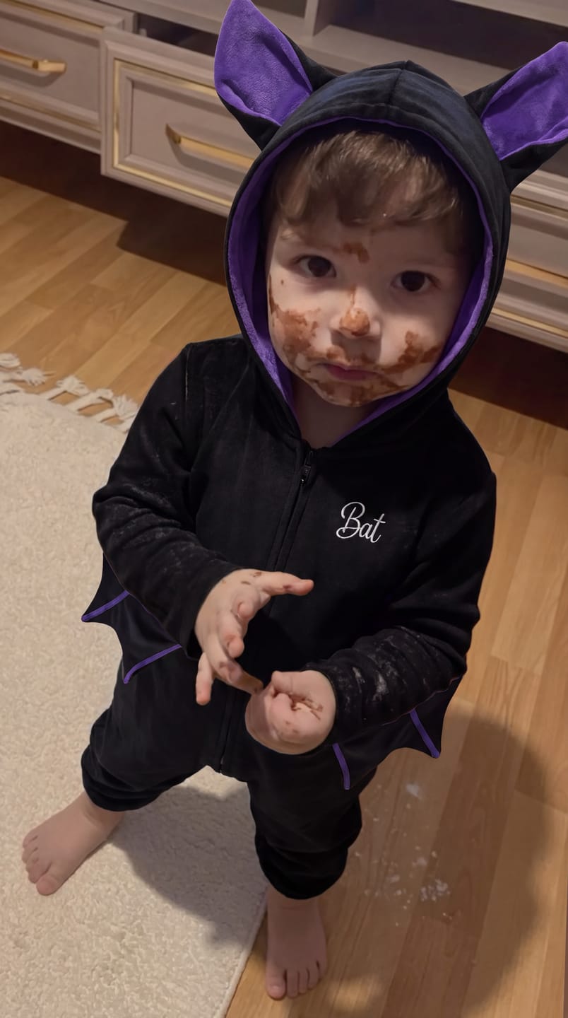 Customer photo review of Disfraz de murciélago bebé para Halloween