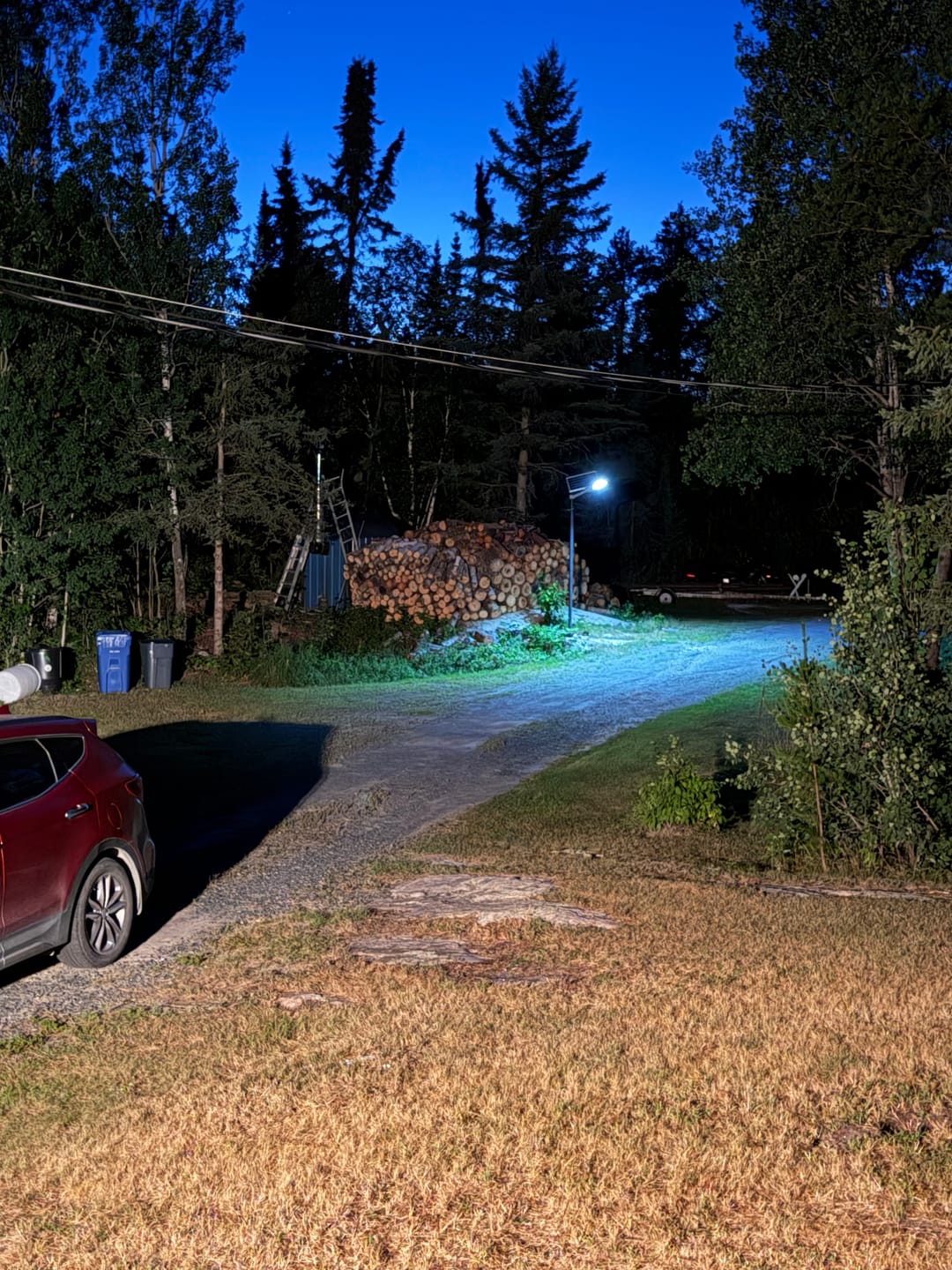 Customer photo review of BigM durable 600W aluminum solar street light with both steady light & motion sensor features