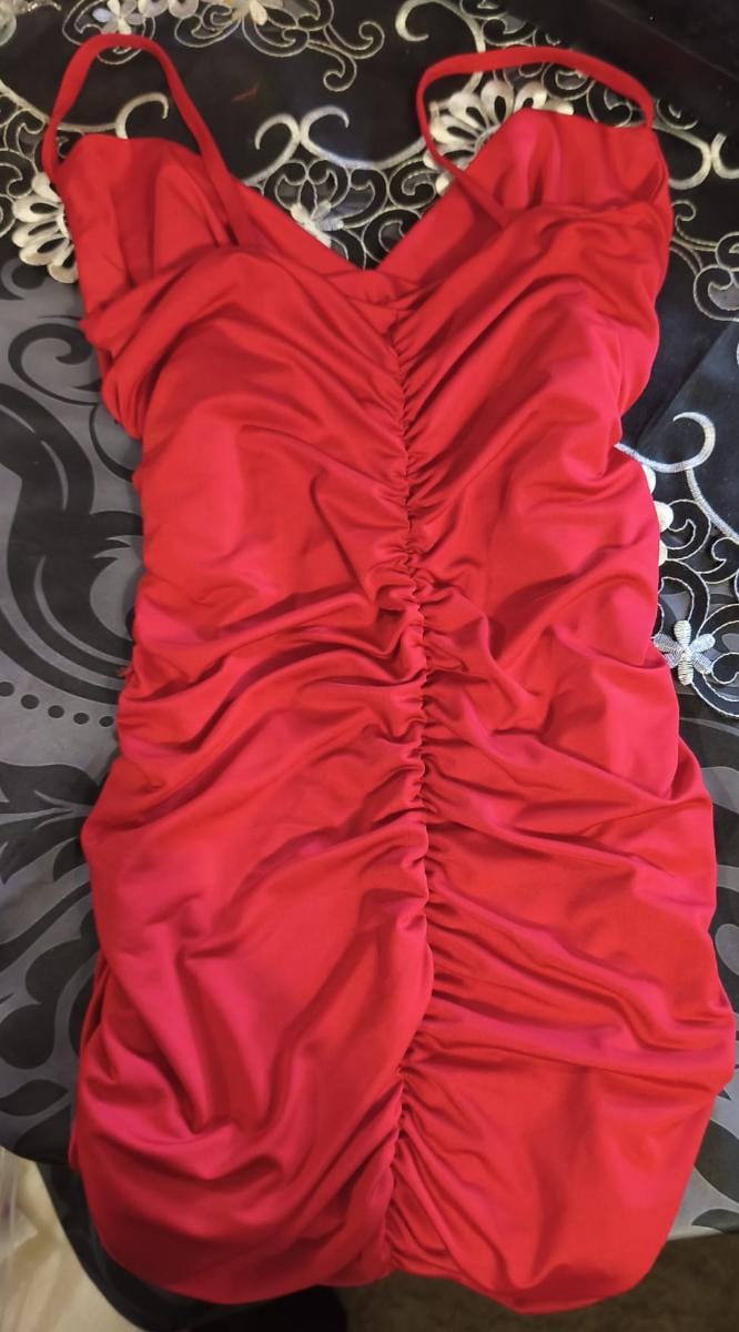 Customer photo review of Robe Courte Froncée à Bretelles