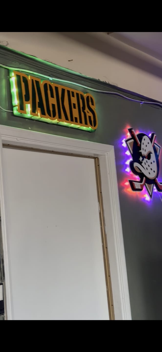 Customer photo review of Green Bay Packers "PACKERS" 3D Vintage Metal Wall Art
