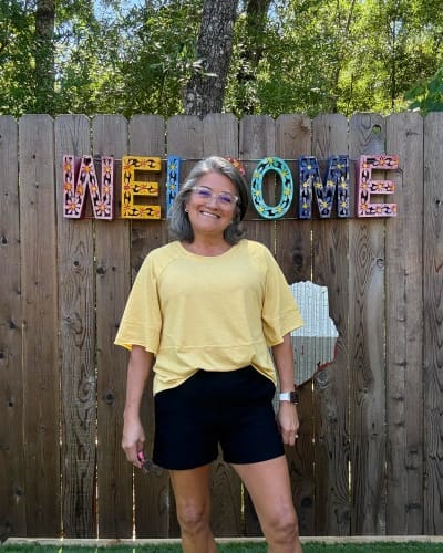 Customer photo review of Panel Solid Color Flared Sleeve T-Shirt