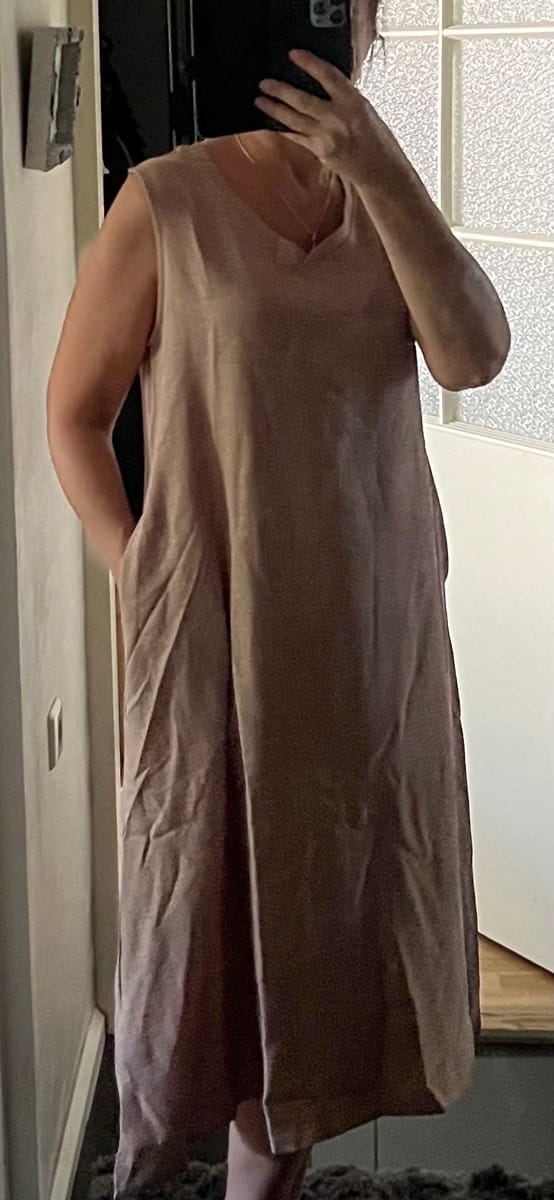 Customer photo review of Robe Longue Fluide à Col V
