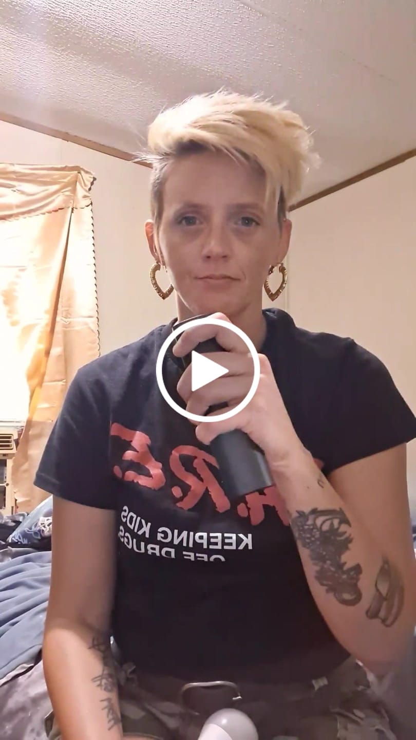 Customer video review of 1800K Amber LED Bulb with 3 White Modes
