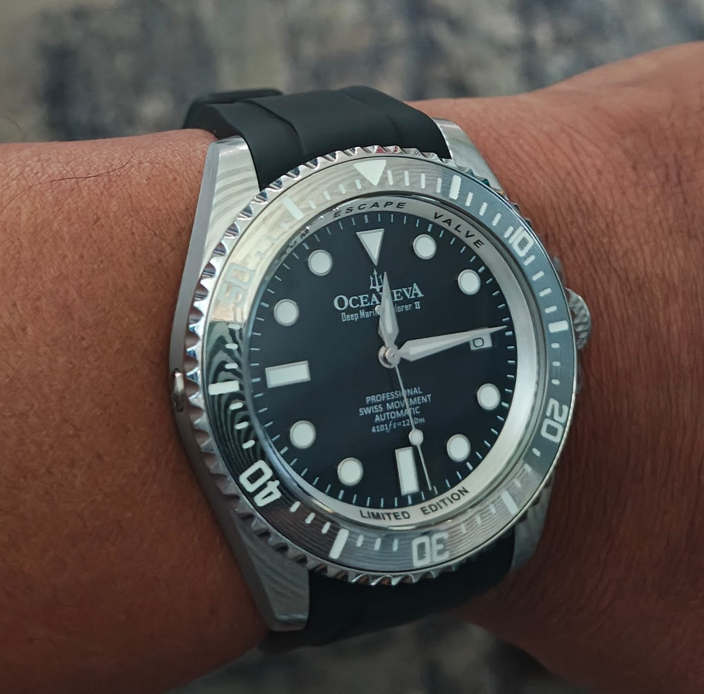 Customer photo review of Oceaneva Mens Deep Marine Explorer II Black Damascus Steel Dial Watch