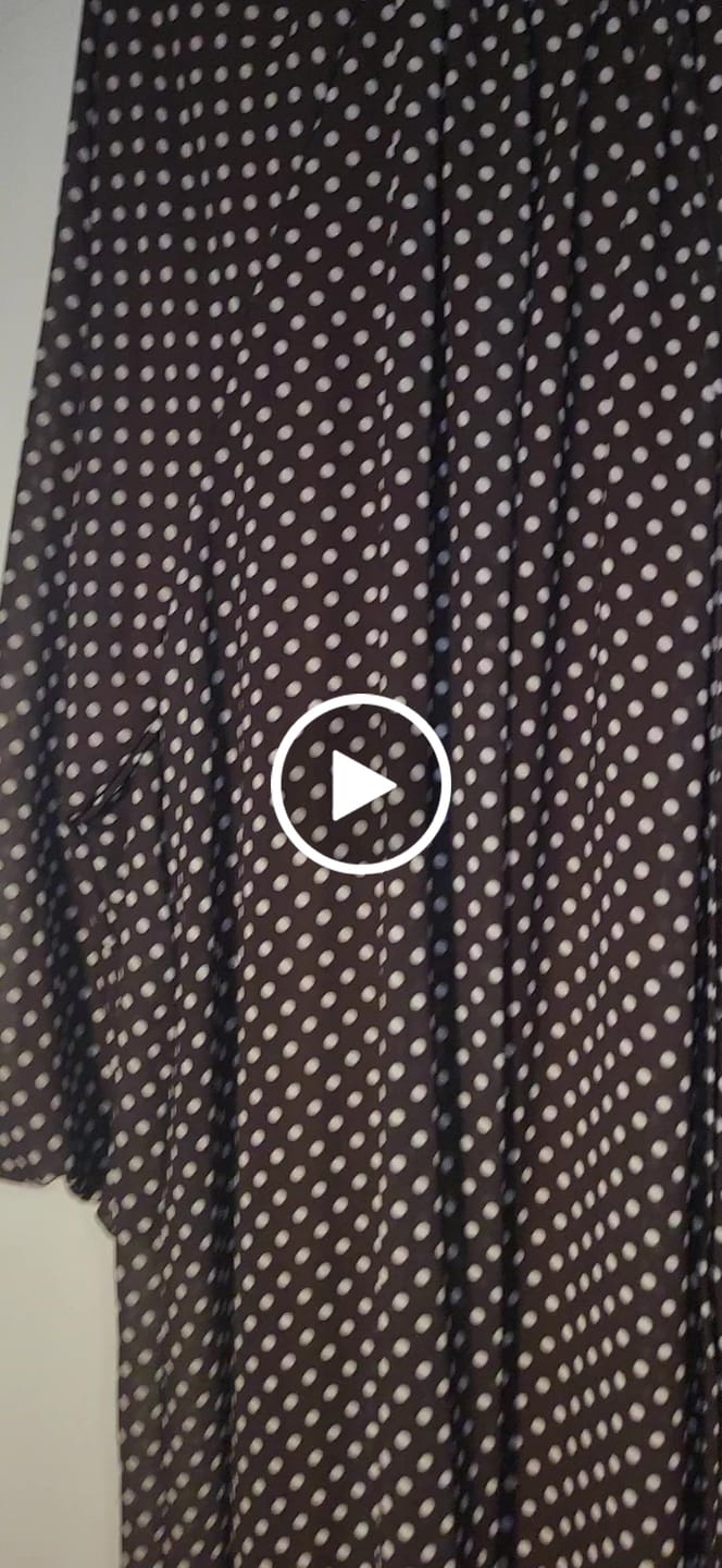 Customer video review of Nejla Kleid