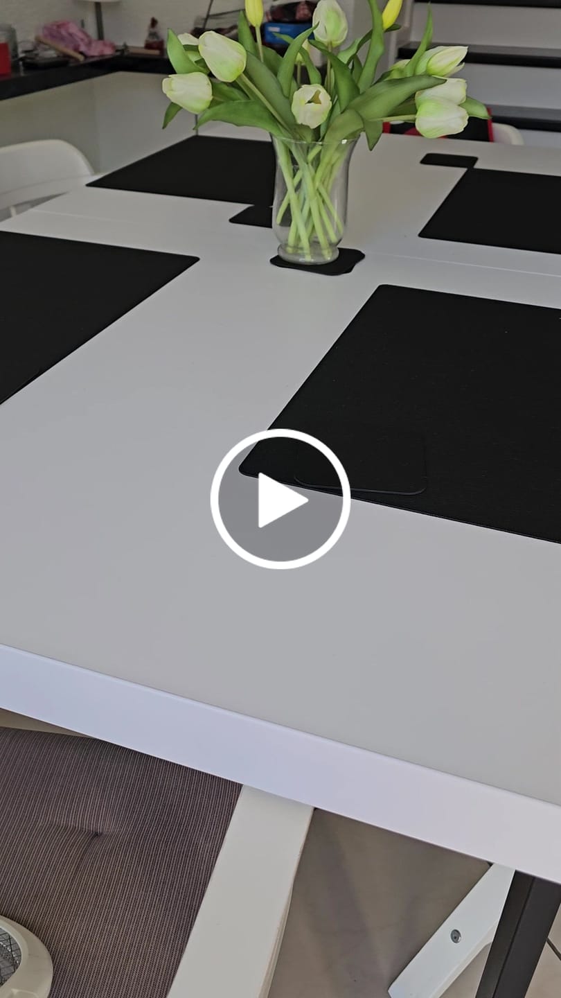 Customer video review of Cookinglife Placemats - Vegan leer - Zwart - 46 x 33 cm - 6 stuks