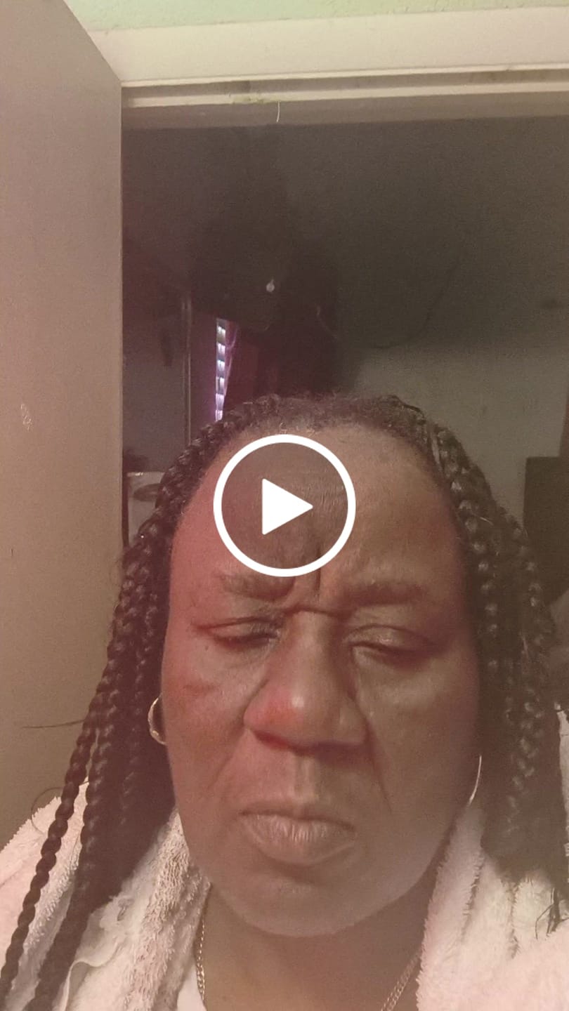 Customer video review of Instant Dye Shampoo