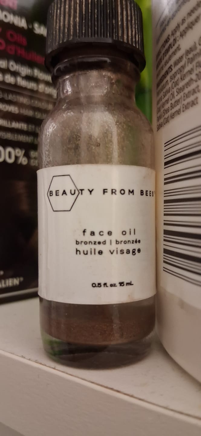 Customer photo review of Bronzed Face Oil