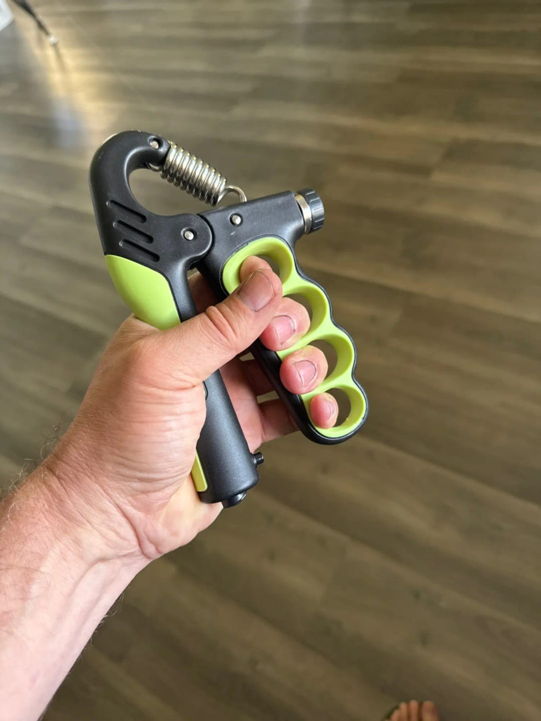 Customer photo review of SteelFlex™ Adjustable Grip Trainer – 11–220 lbs Hand Strength Builder