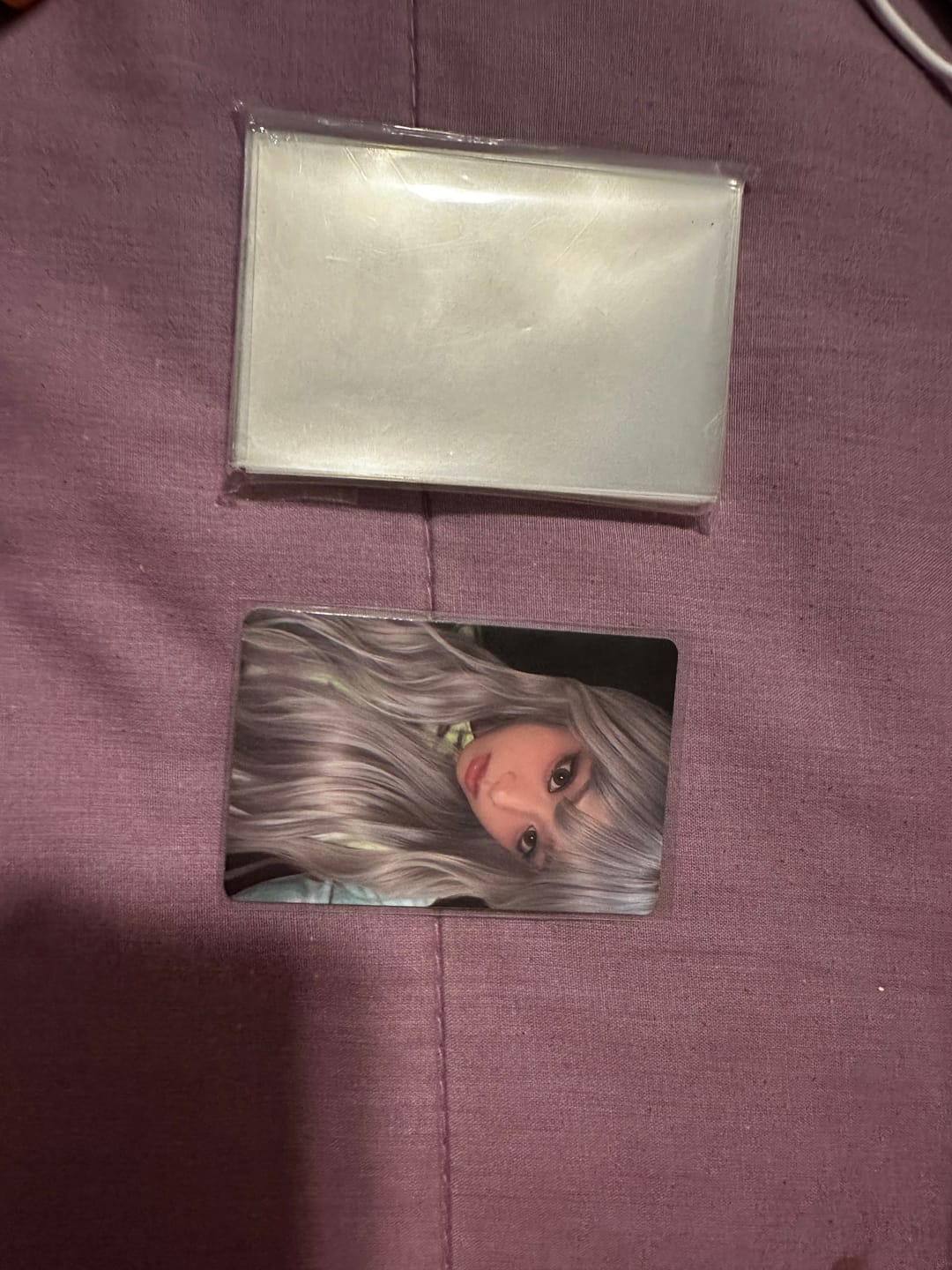 Customer photo review of PREMIUM PHOTOCARD SLEEVES - PURPLE VERSION (57x88MM)