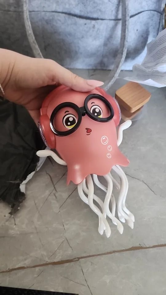 Customer photo review of Dancing Jellyfish Toy