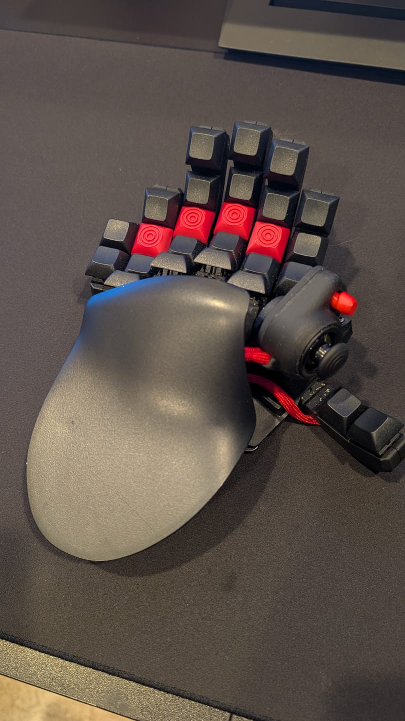 Customer photo review of OEM Homing Keycap Set (Pack of 2)