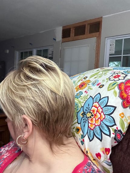 Customer photo review of Classic Straight Pixie Hair Topper – Instant Fullness for Thinning Crowns