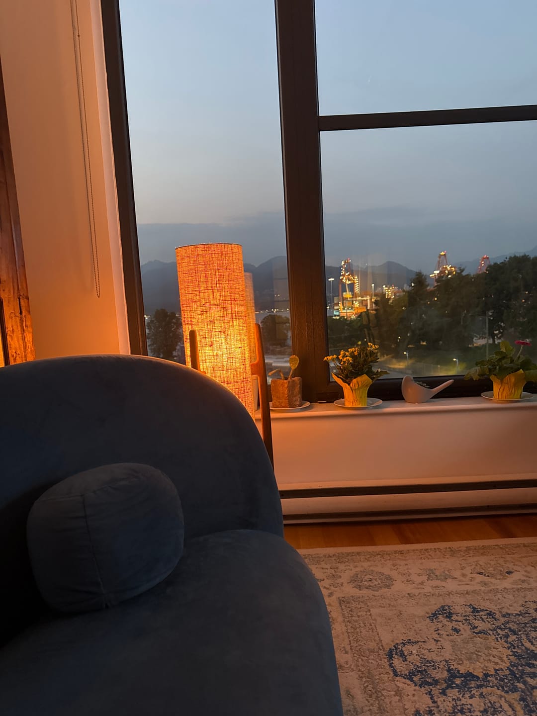 Customer photo review of Rocketlamp | Floor Lamp | Black Walnut