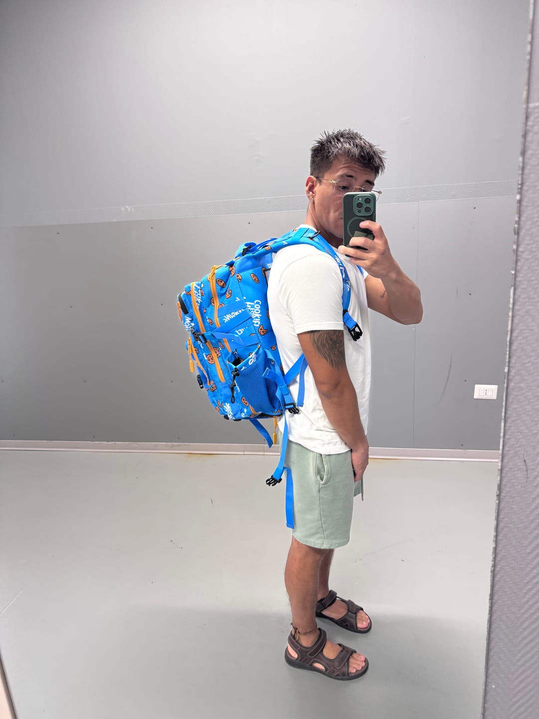Customer photo review of Mochila Táctica V1 All In 45L Cookie