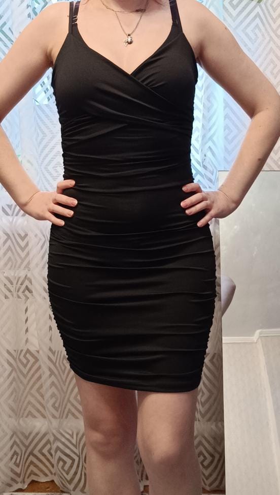 Customer photo review of Robe Courte Froncée à Bretelles