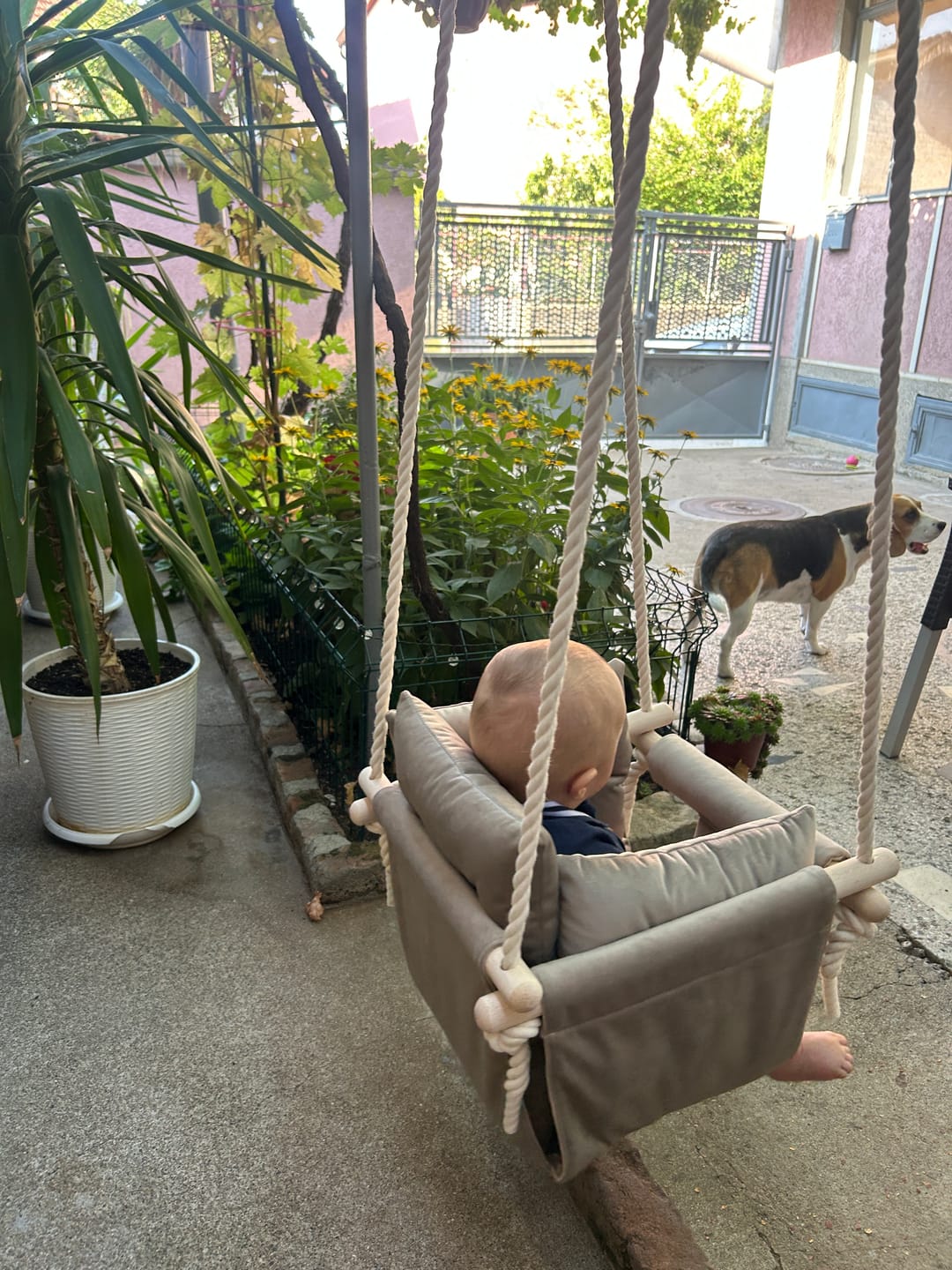 Customer photo review of Luxury Sand Beige - Ručno rađena ljuljaška za bebe