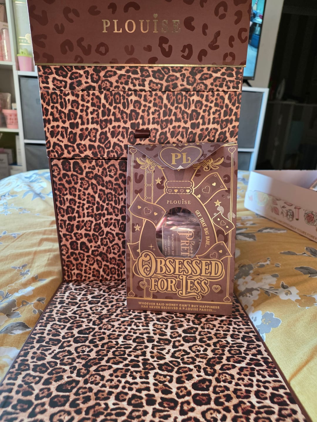 Customer photo review of Cheetah Hot Hunt Skin & Body Self Care Set