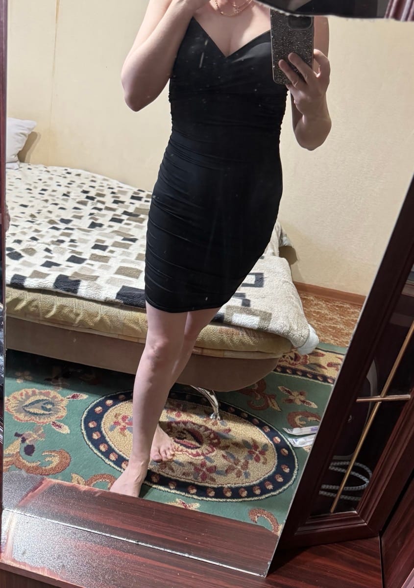 Customer photo review of Robe Courte Froncée à Bretelles