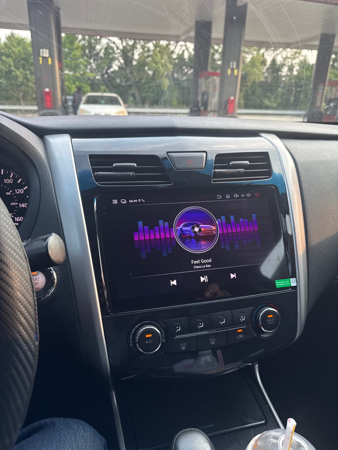 Customer photo review of Nissan Altima 2013-2015 Wireless Apple CarPlay Upgrade Kit