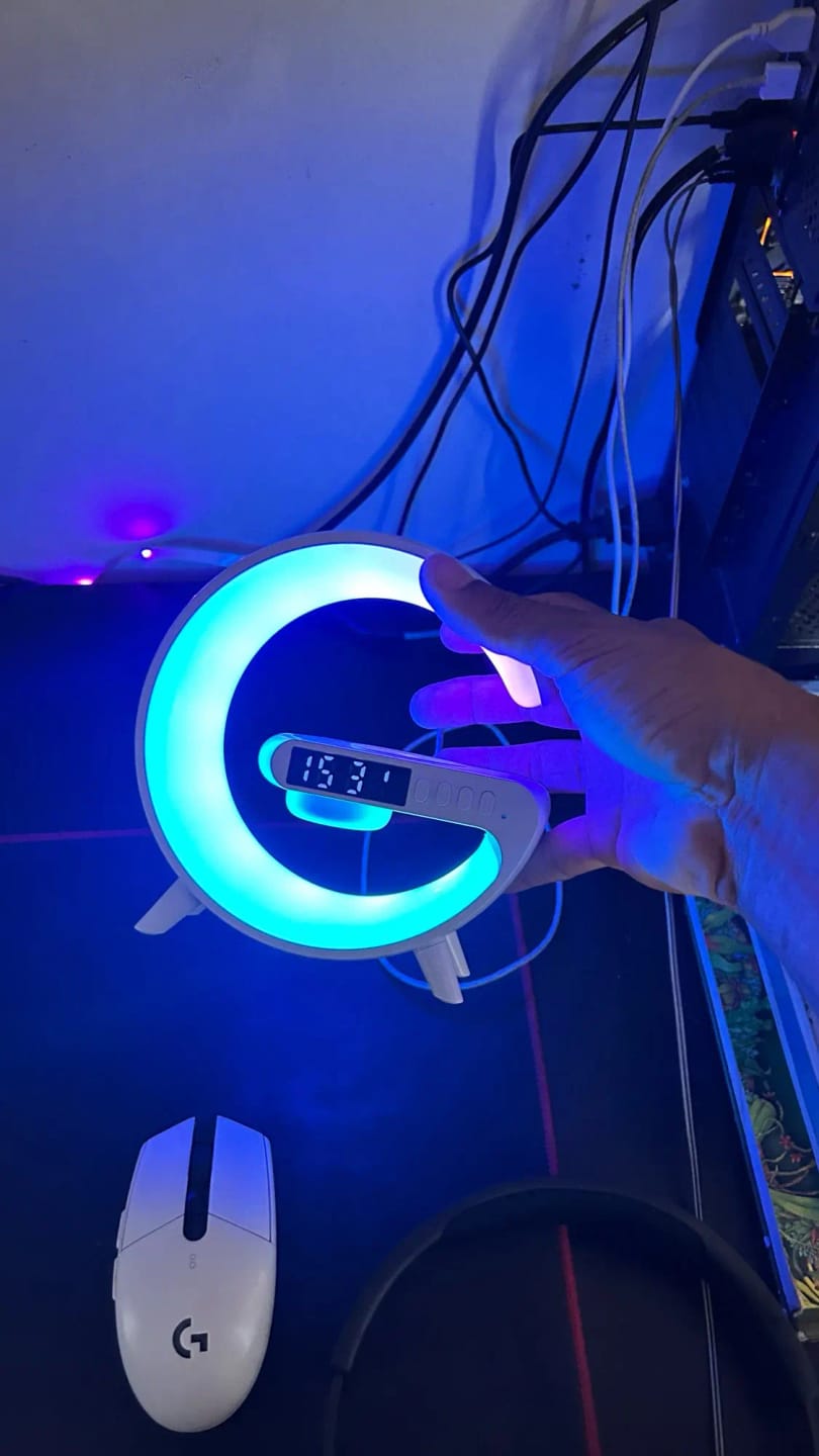 Customer photo review of Wireless Charging Station, Alarm Clock & Speaker