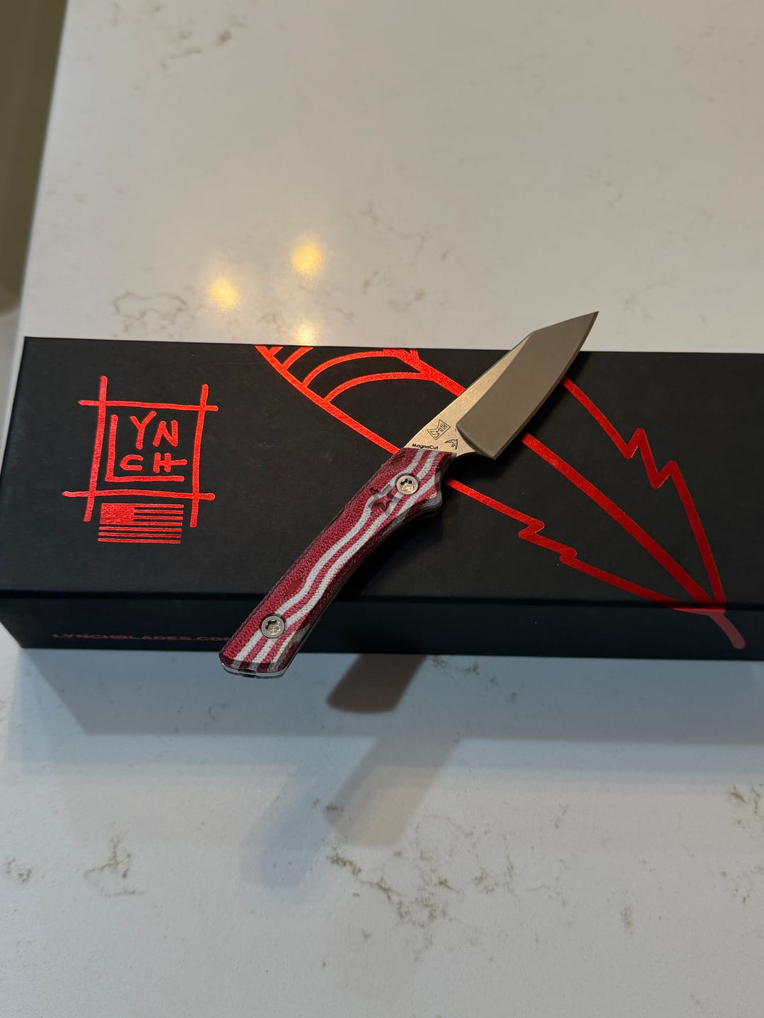 Customer photo review of Lynch Blades USA 250 Swift Six 2.5" Fixed Blade – Patriotic G-Carta, MagnaCut Stonewash, Dual Sheath – Made in USA