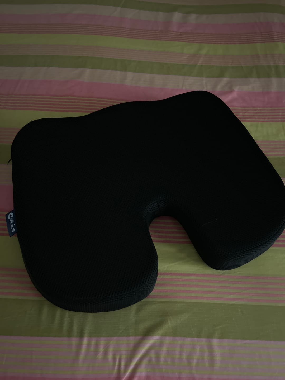 Customer photo review of Coussin Orthopédique d'Assise Cellsius - Soulage les douleurs du coccyx et lombaires