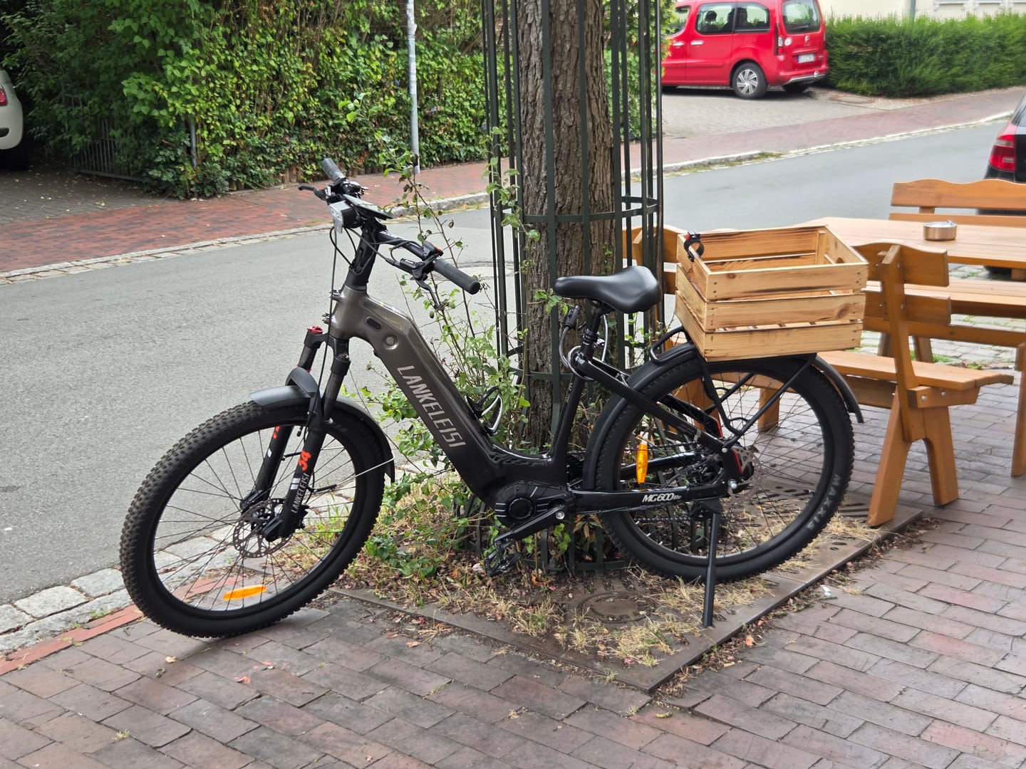Customer photo review of Lankeleisi MG600 Lite 250W 27.5" Electric Trekking Bike 720Wh SUV E-bike with Switchable Sensor 36V 20Ah Battery