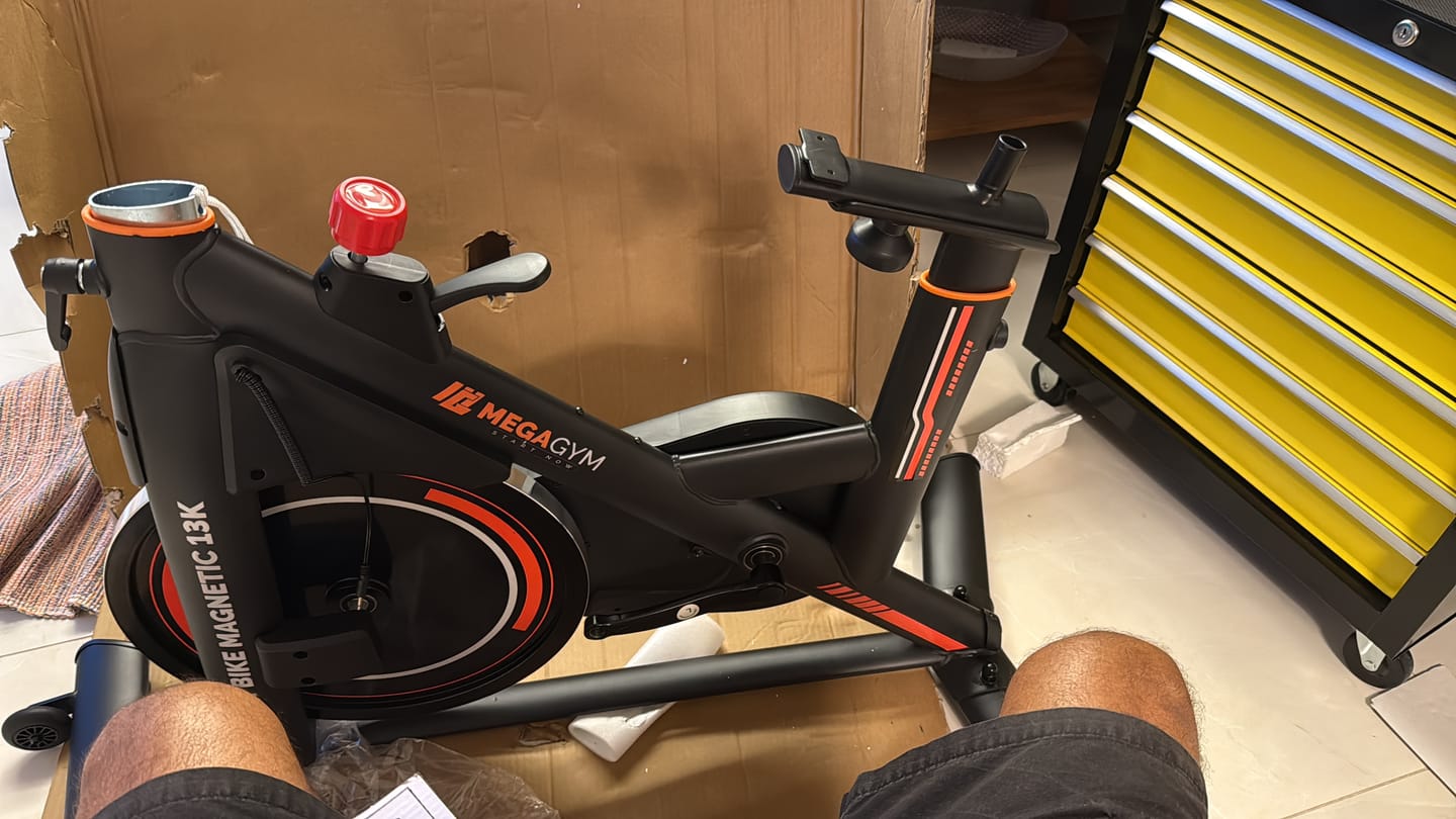 Customer photo review of Bicicleta Ergométrica Smart Magnetic 13K | Disco 13KG | Resistência Magnética potente | Banco Ultra Soft